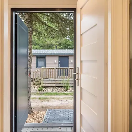 Mobilheim Mit Terrasse By Interhome *